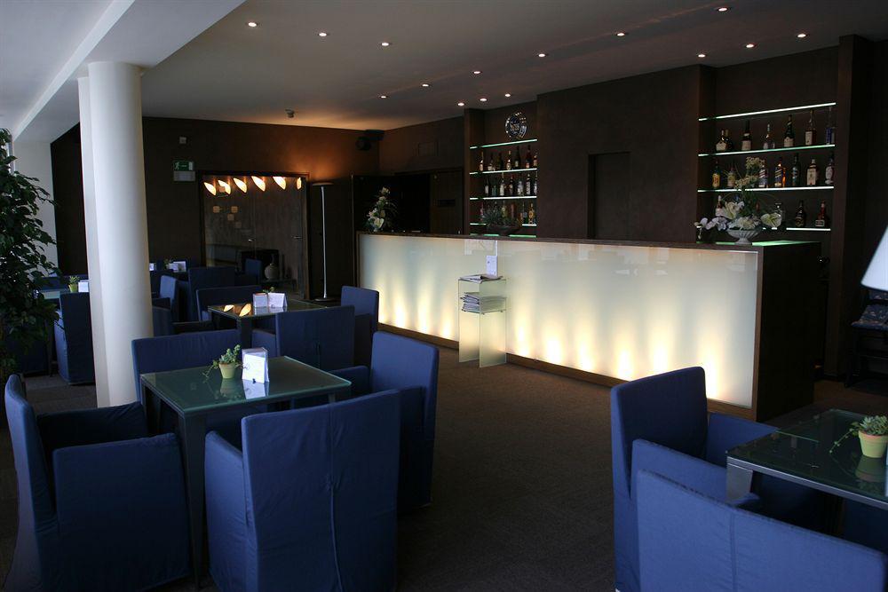 Hotel Sirius Huy Wnętrze zdjęcie